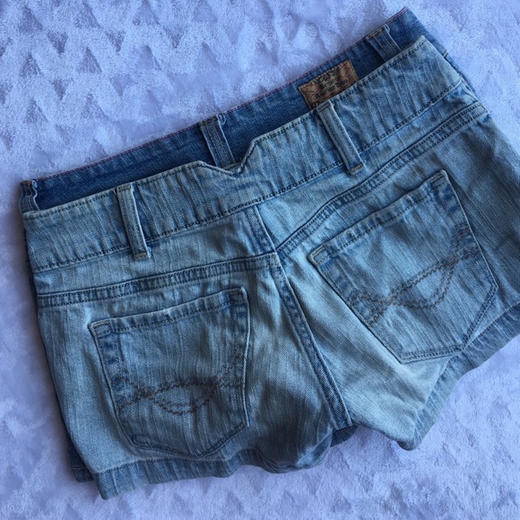 Denim Shorts: Paris Blues and Mossimo Supply Co - Picture 6 of 6
